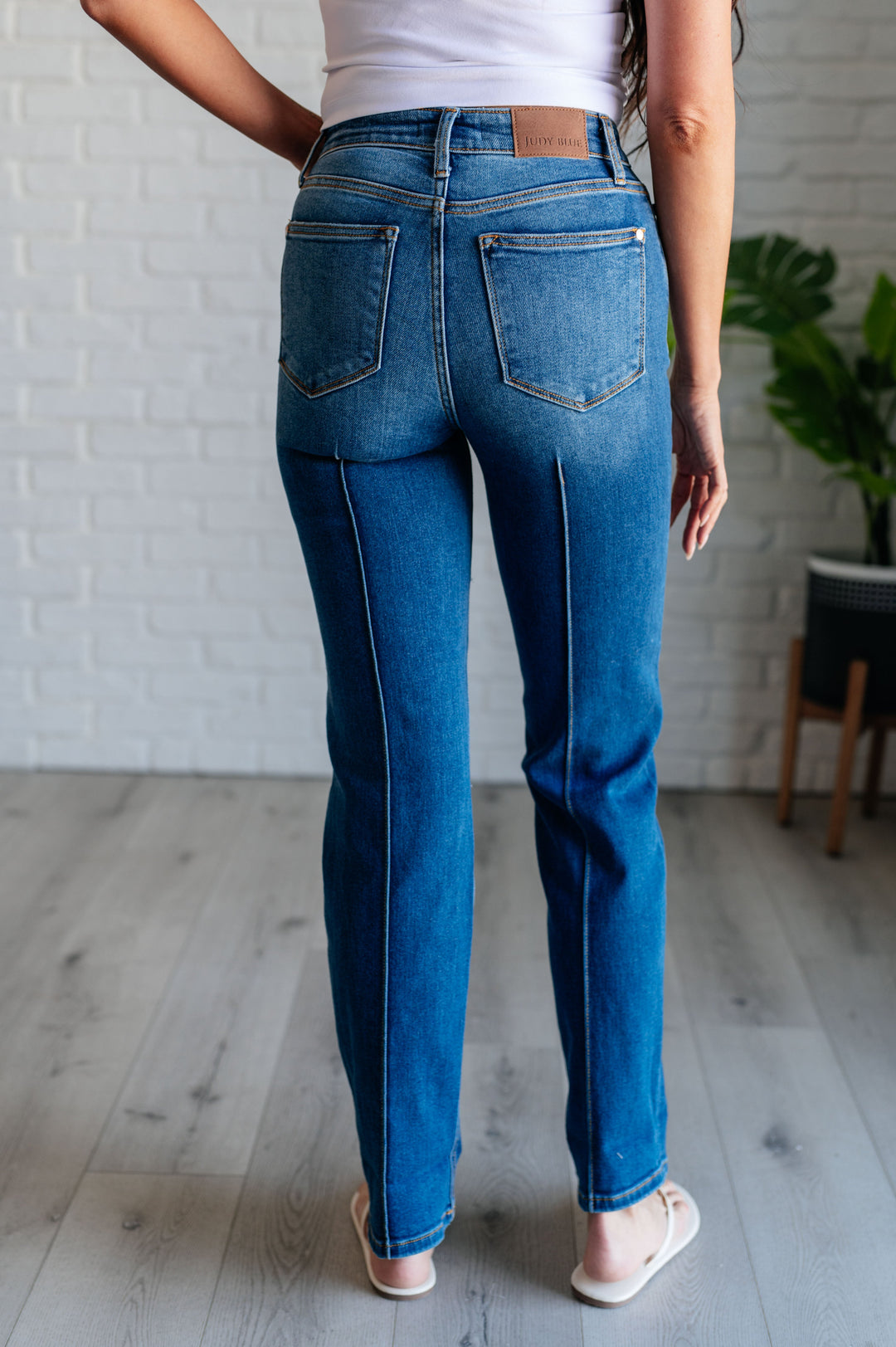 Campbell High Rise Center Seam Detail Straight Jeans by Judy Blue