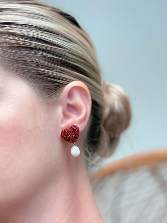 Glitter Heart Pearl Drop Earrings - Red