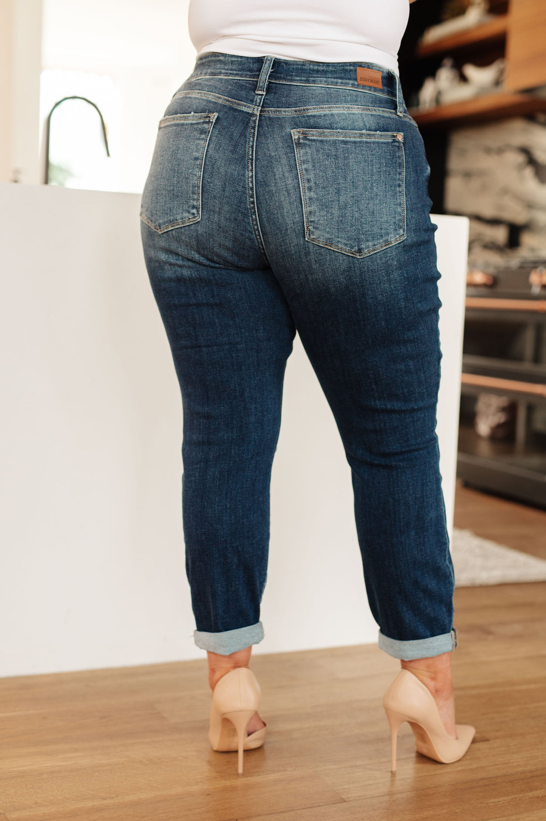 London Midrise Cuffed Boyfriend Jeans by Judy Blue