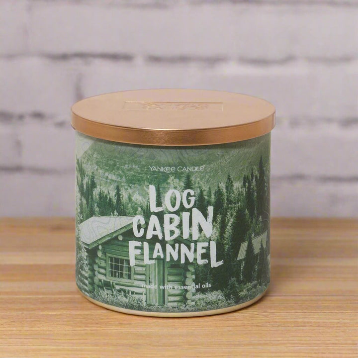 Yankee Candle 3-Wick - Log Cabin Flannel