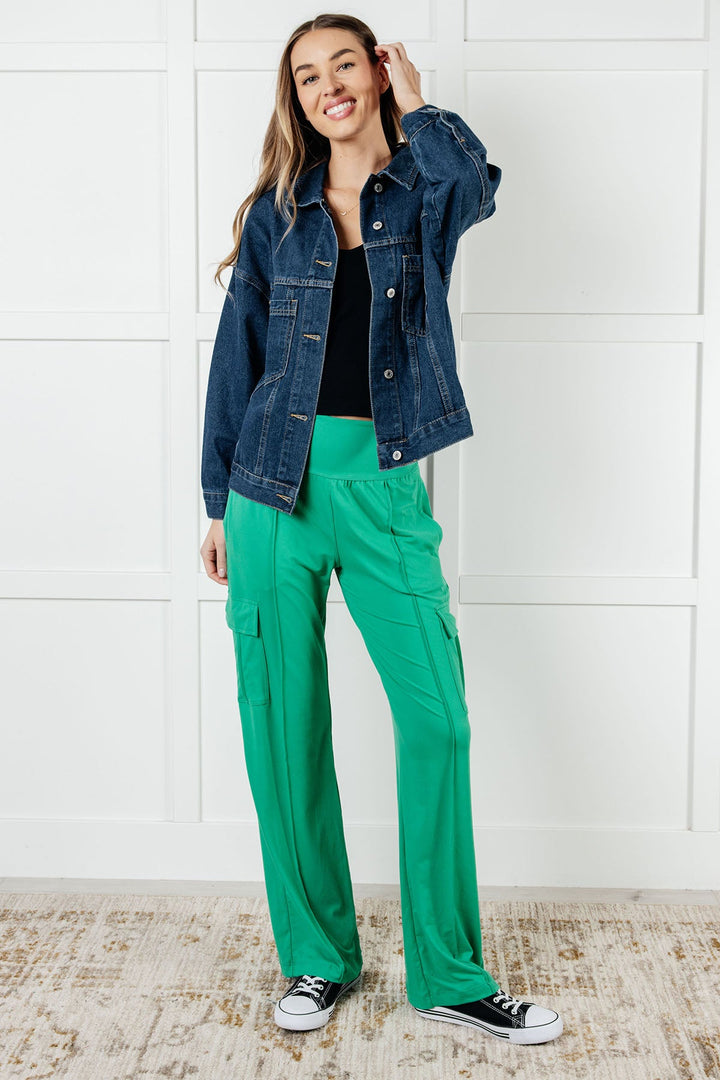 Race to Relax Cargo Pants in Emerald Green - 1/2