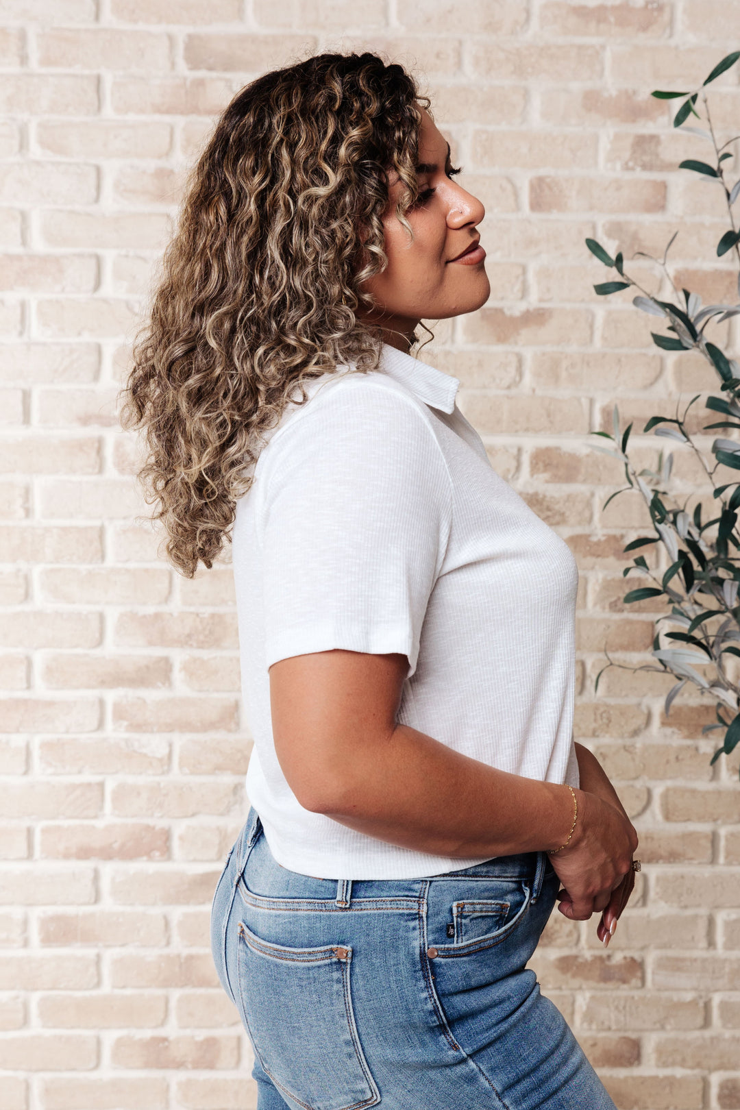 Rory Ribbed Cropped Tennis Tee in White (Ships in 2-3 Weeks)