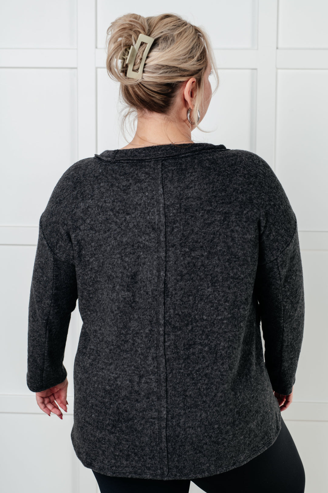 Simple Silhouette Brushed Hacci Sweater in Black - 12/11