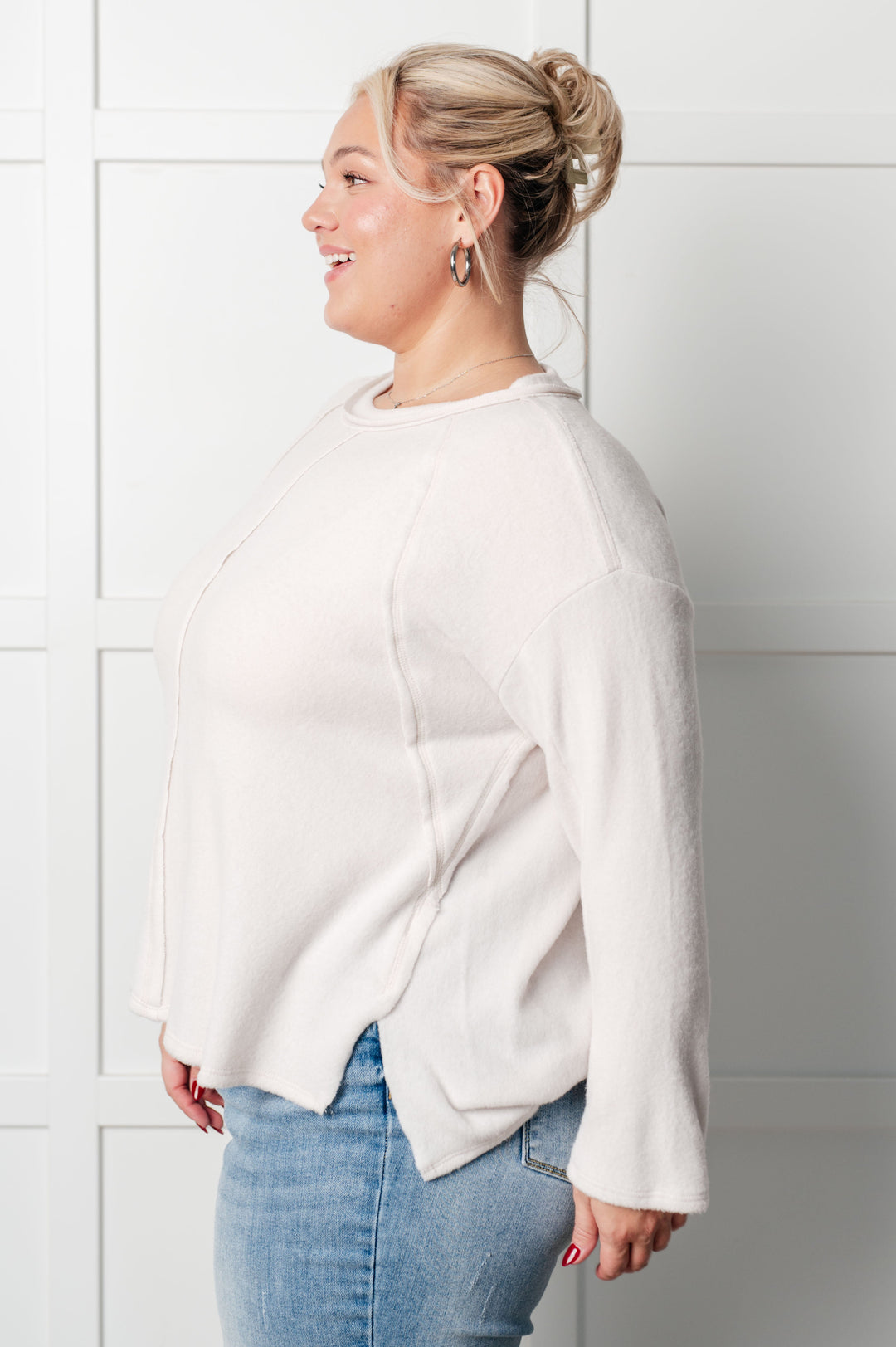 Simple Silhouette Brushed Hacci Sweater in Sand Beige - 12/11