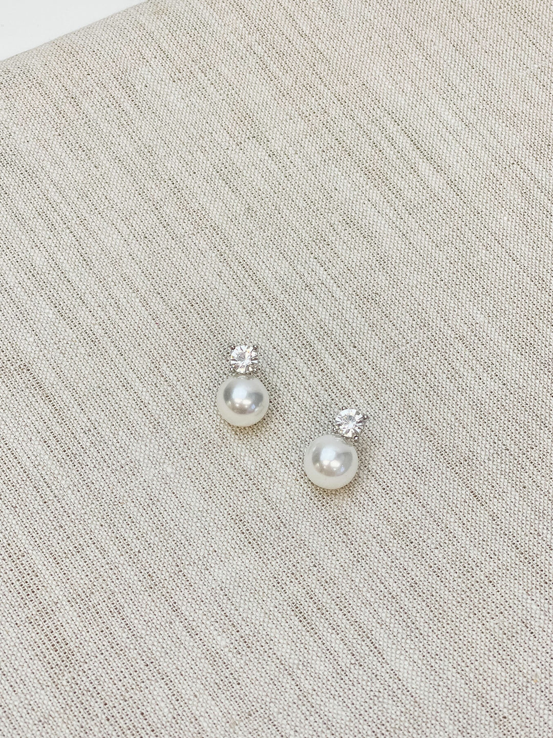 Didi Pearl Studs