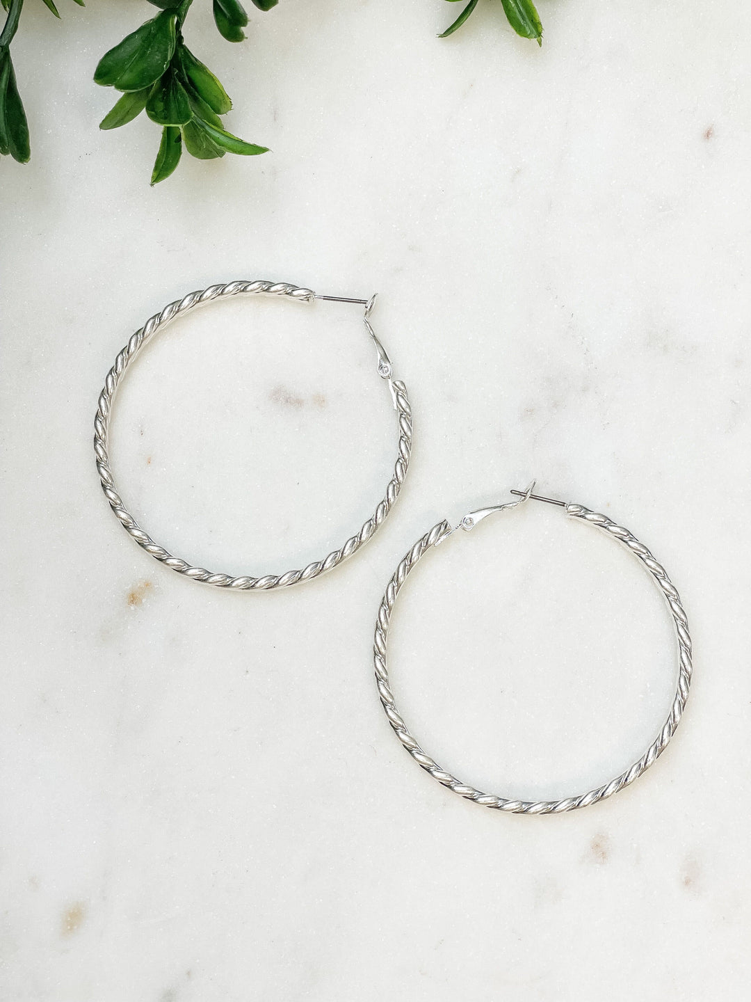 Wave Metal Hoop Earrings - Silver