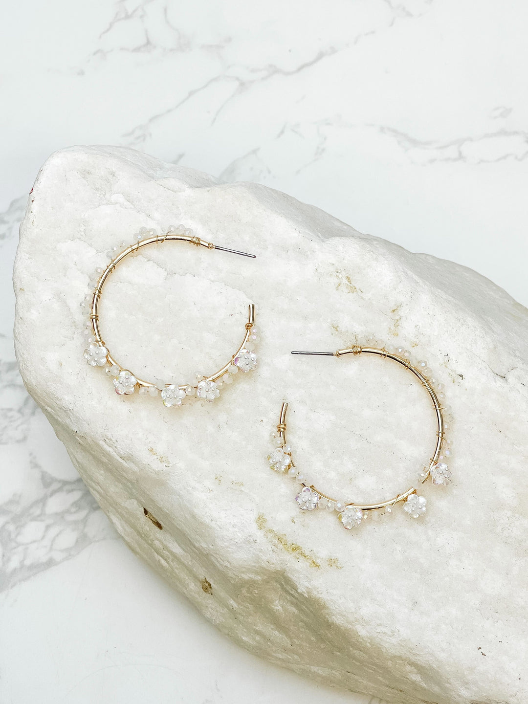 Dainty White Flower Gold Hoop Earrings