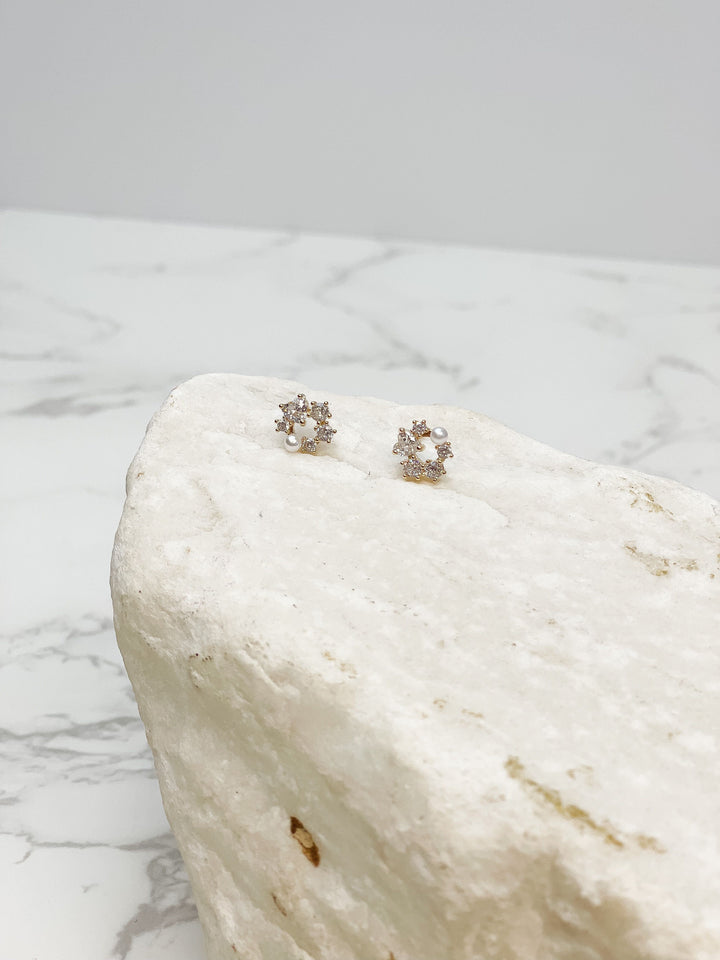 Cubic Zirconia Heart Cluster Stud Earrings - Gold