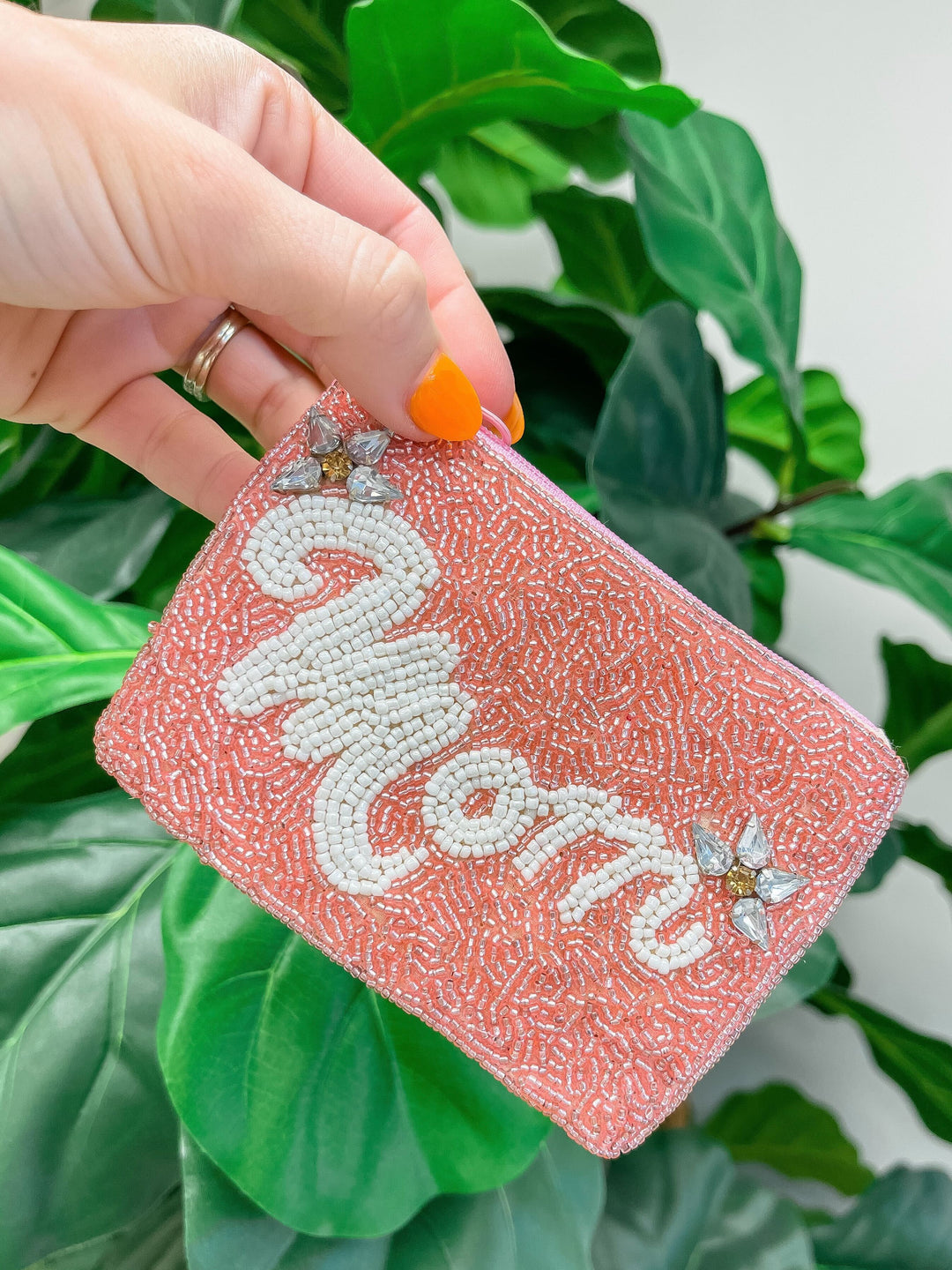 'Mom' Beaded Zip Pouch - Pink