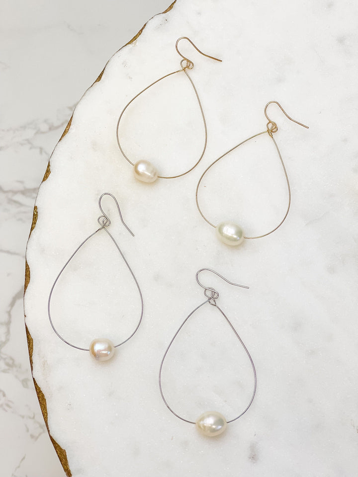 Freshwater Pearl Minimalist Oval Earrings - Gold