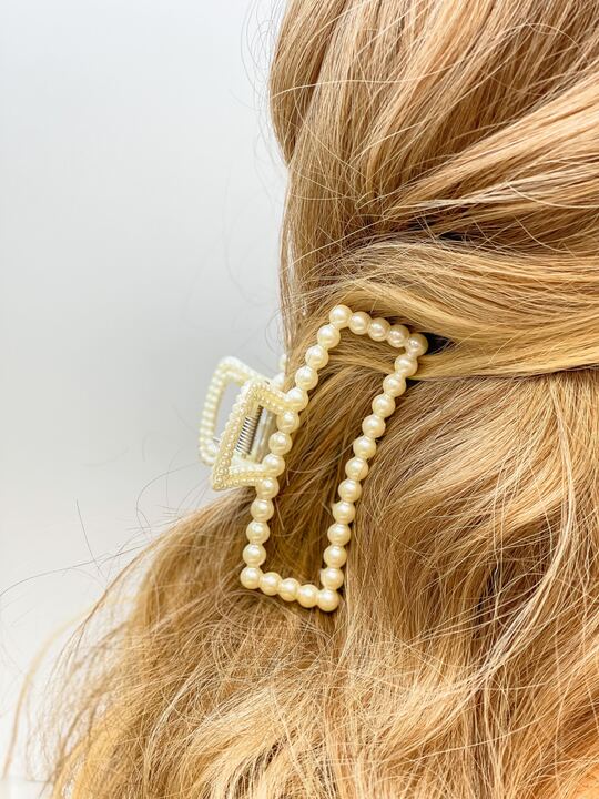 Preppy Pearl Square Claw Clip