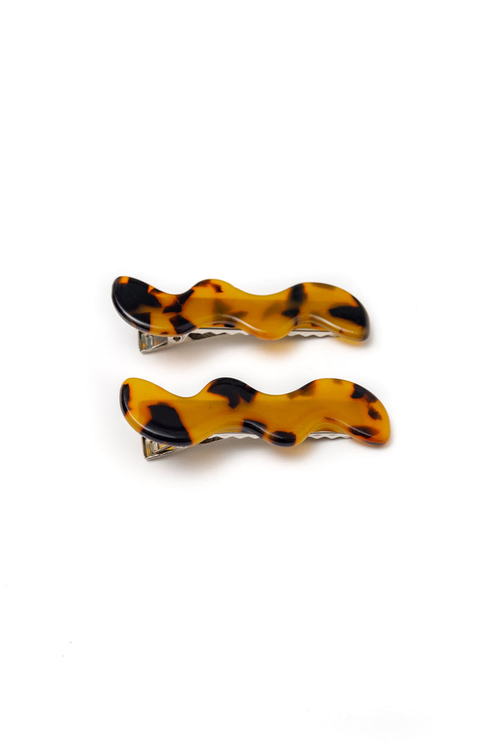 Wavy Clip Set in Tortoise (Ships in 1-2 Weeks)