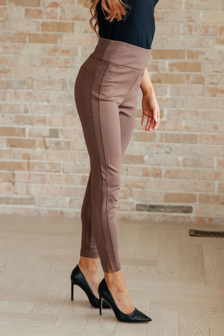 Magic Ankle Crop Skinny Pants (26") in Twelve Colors